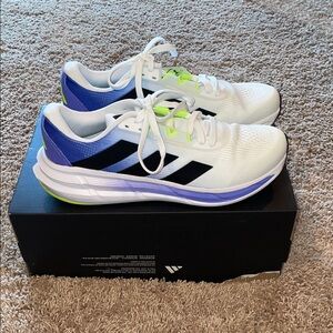 NWT Adidas White and Purple Questar 3M Athletic Sneakers size 11.5